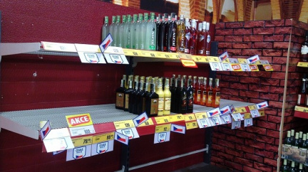 Kauza otrav metylalkoholem v číslech