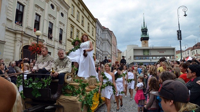 75 000 diváků ze všech koutů ČR se sešlo na Znojemském historickém vinobraní