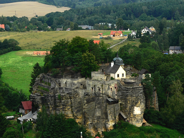 Navštivte Skalní hrad ve Sloupu
