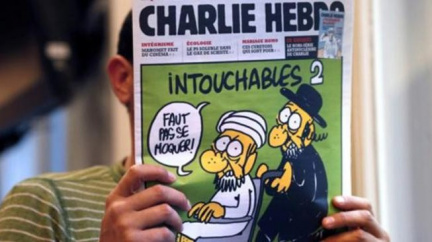 Magazín přilévá olej do ohně, otiskl karikatury Mohameda