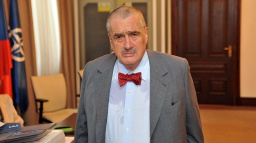 Schwarzenberg: Oddalování důchodové reformy poškozuje stát