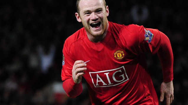 Rooney se měsíc po roztržení stehna chystá na trávník