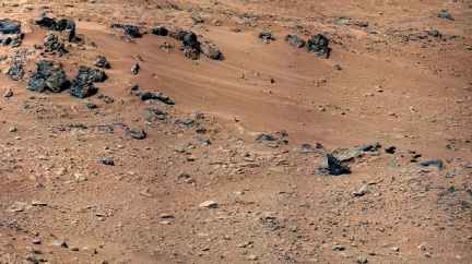 Curiosity odebere vzorky písku z Marsu