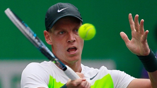 Berdych hladce prešel přes Almagra a bude hrát finále