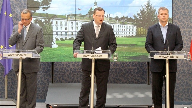 Lídři koalice: Vláda kvůli výsledkům voleb nepadne