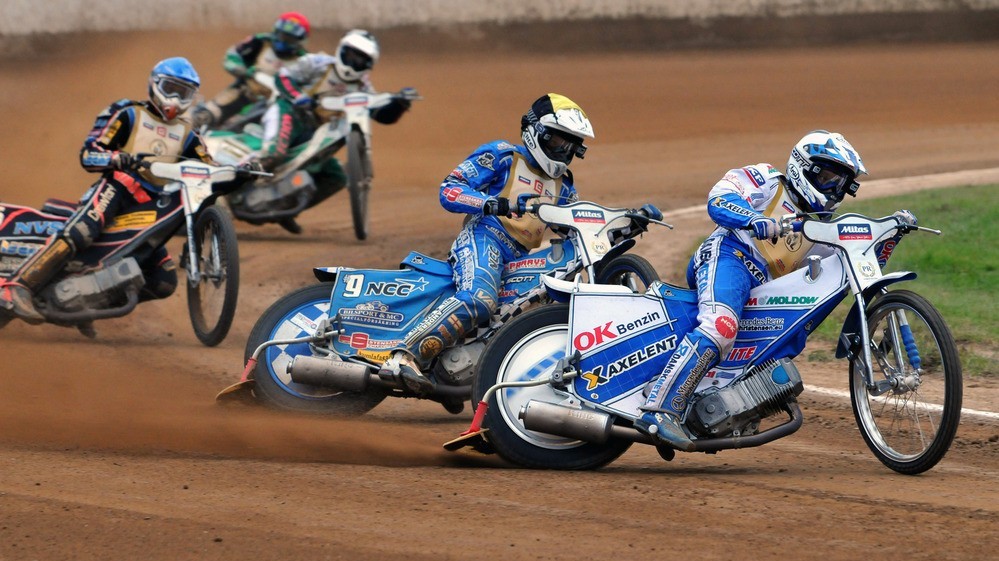 Polák Walasek vyhrál prestižní Zlatou přilbu na ploché dráze