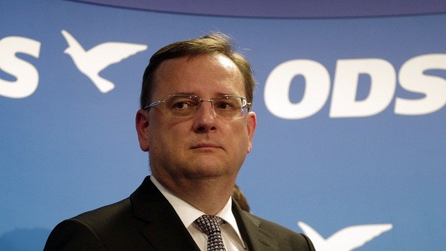 Odborník nadnesl další scénář: Jak by si mohl Nečas koupit rebely