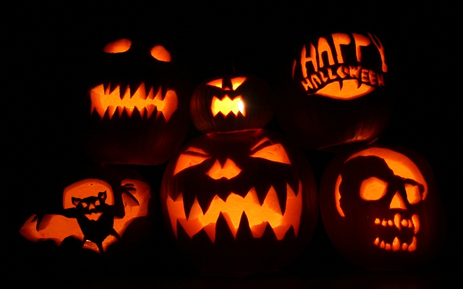 Halloween ťuká na dveře. Že nemáte masku?