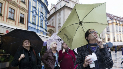 Listopad bude deštivý, sněžení jen na horách
