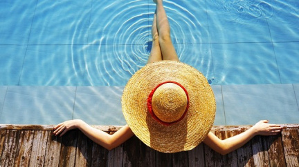 Cestovky nabízejí zájezdy na léto 2013. Klienty lákají na slevy