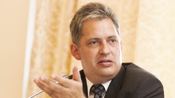 Dienstbier nevybíravě zaútočil: ODS předvádí pravicový bolševismus