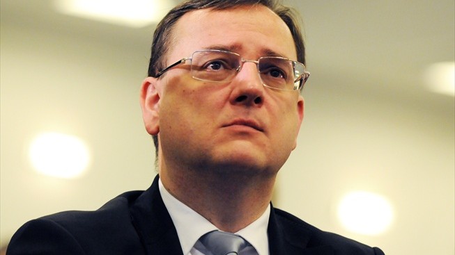 Podle Nečase je ustoupení od projektu sKaret jednou z variant