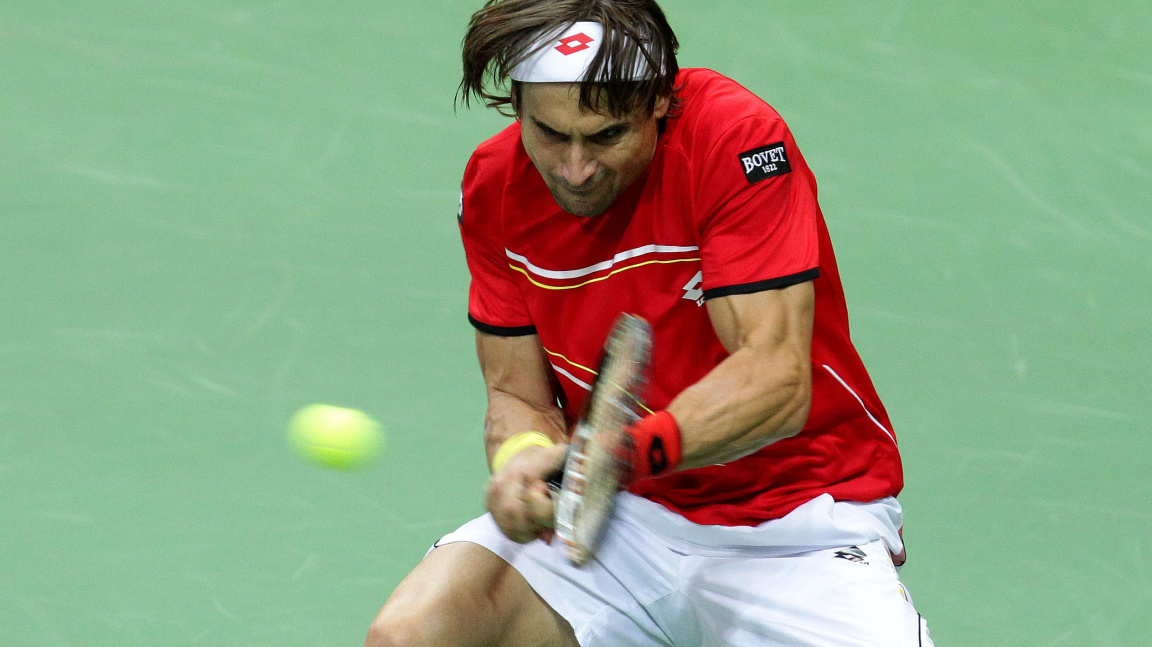 Berdych na Ferrera nestačil a tenisté hrají se Španěly 2:2