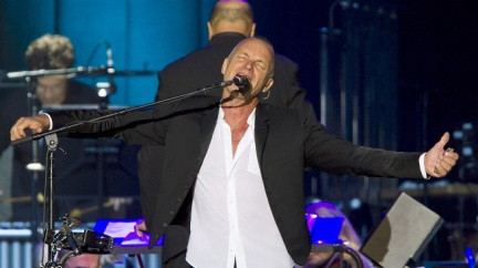 Sting se v Ostravě vrátil ke kořenům. Jen on a skvělá kapela