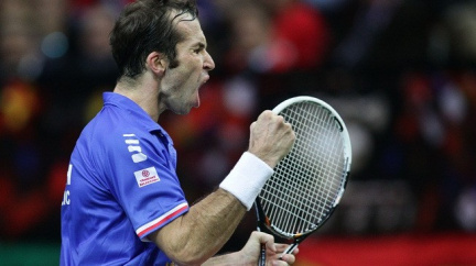 Tuzemský tisk velkolepě oslavuje "Tenisové Nagano"