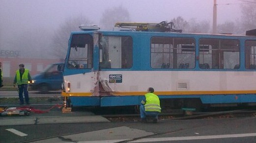 V Ostravě havarovaly tramvaje. Čtyři lidé jsou zraněni