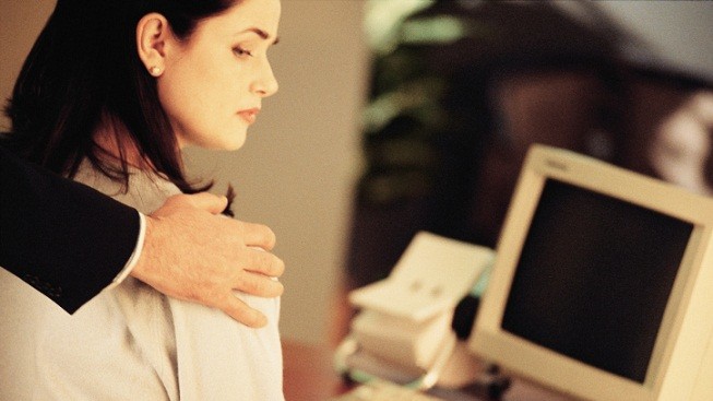 Sexuální obtěžování je závažným problémem českých žen