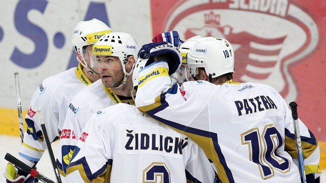 Kladenští Rytíři přetlačili díky svým hvězdám Karlovy Vary 3:0