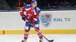 Lev zakončil těžký trip bodovým ziskem. Zazářil Christensen