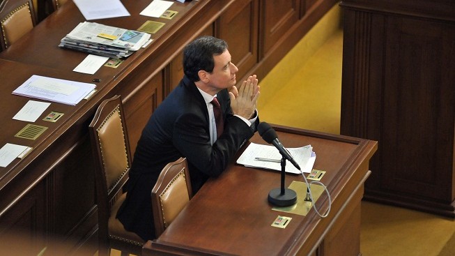 Státní zástupce podal obžalobu na Ratha, spis má přes sto svazků