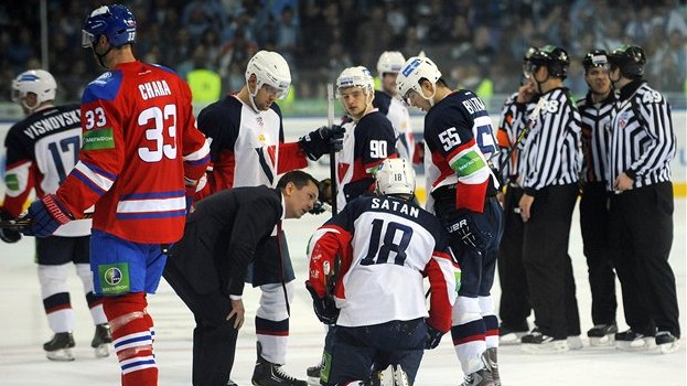 Chára versus Šatan: Kapitán Slovanu bude na ledě chybět do konce roku
