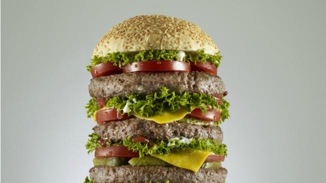 Lidé žijí déle, ale ne vždycky zdravěji