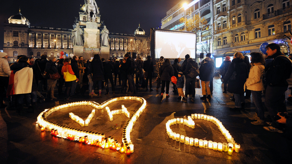 Česko uctívalo první výročí úmrtí Václava Havla