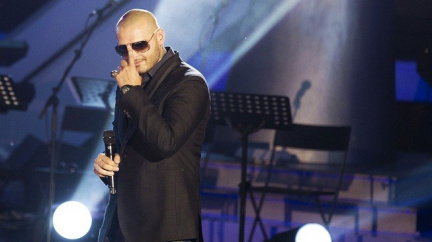 Čelo tuzemské hitparády se nemění. Nově se prosadil Rytmus