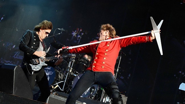 Cocker, Clapton, Bon Jovi. Do Česka míří hudební hvězdy