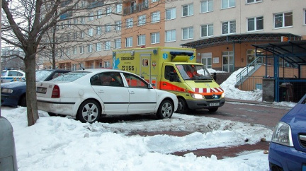 Žena v Ostravě vypadla z okna. Pád nepřežila