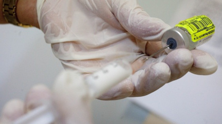 Stav pacientů s prasečí chřipkou je nadále kritický. Jsou na přístrojích