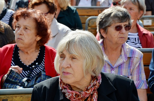 Šaškárna. A ještě lžou, říká profesor financí o Drábkově důchodové reformě