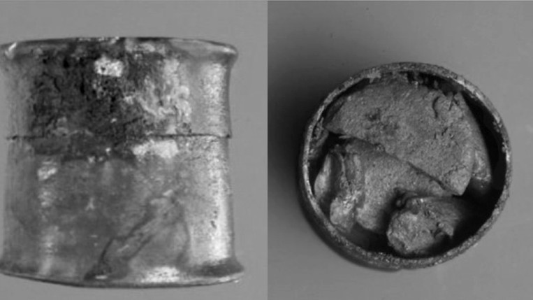 Ve vraku lodi se našly léky staré 2000 let