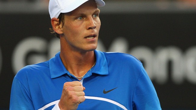 Berdych s Rosolem vyhráli debl po rekordních sedmi hodinách, tenisté vedou 2:1