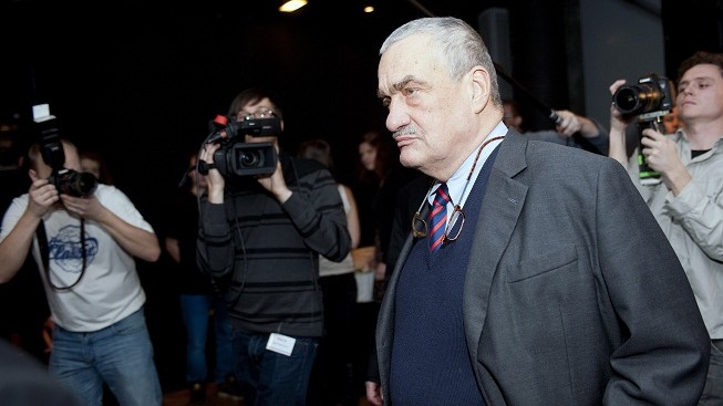 Vláda schválila nové velvyslance, exšéfa US-DEU pošle do Kanady