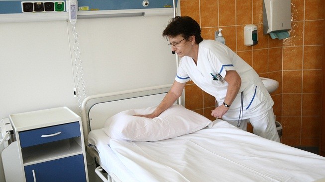 Česko je za vrcholem chřipkové epidemie, případů úmrtí ubývá