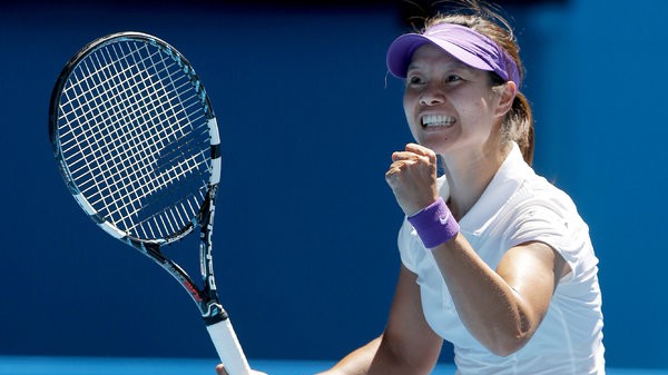 Li Na zdolala Šarapovovou. Ve finále vyzve Azarenkovou