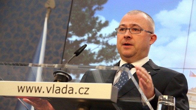 Exministr Barták má kvůli úplatkům na krku žalobu