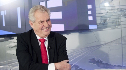 Zeman absolvuje poslední pracovní den v kanceláři