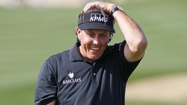 Famózní Mickelson! Na Phoenix Open vyhrál stylem "start-cíl"