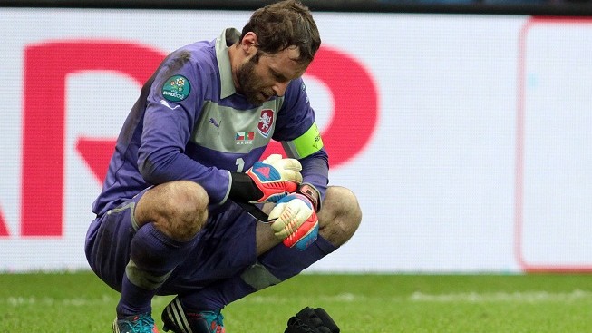 Čech má zlomený malíček. Petra čeká boj s časem