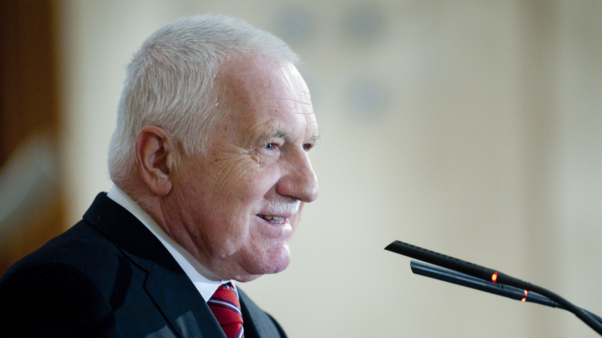 Nestydatý Klaus před slyšením v Senátu: Amnestii bych vyhlásil znovu stejně