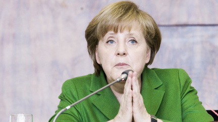 Angela Merkelová chová nejvyšší respekt k rozhodnutí papeže odstoupit