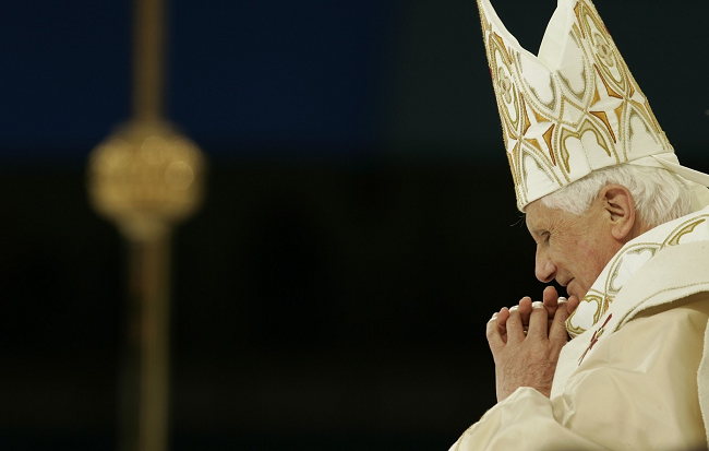Je papež vážně nemocný? Rychle hubne a nevidí na jedno oko
