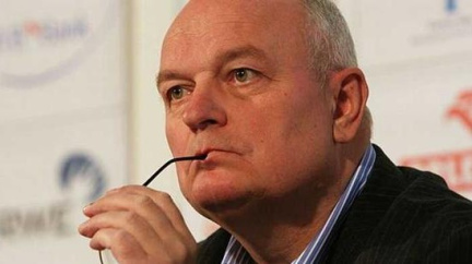 Mathé znovu jednal se Schwarzenbergem. S novináři se už bavit nechce