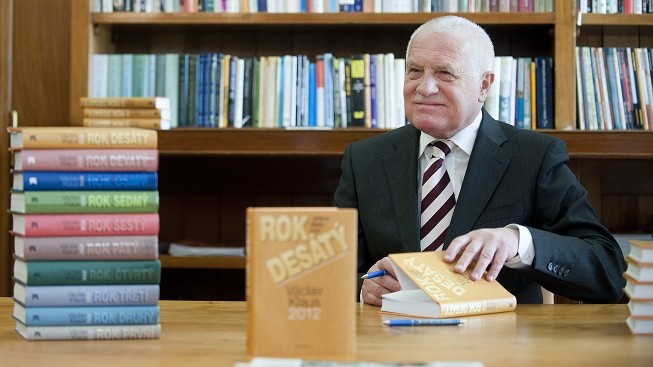 Klaus představil Rok desátý