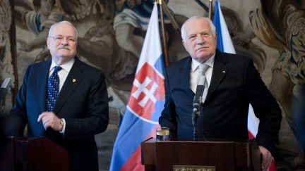 Aktualizováno: Prezidenti ČR a Slovenska si předali nejvyšší státní vyznamenání