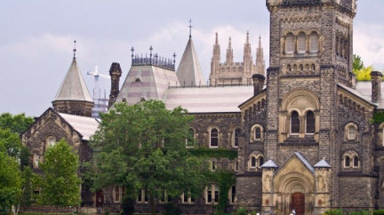 Oxford, ráj studentů s monumentálním panoramatem tisíce věží