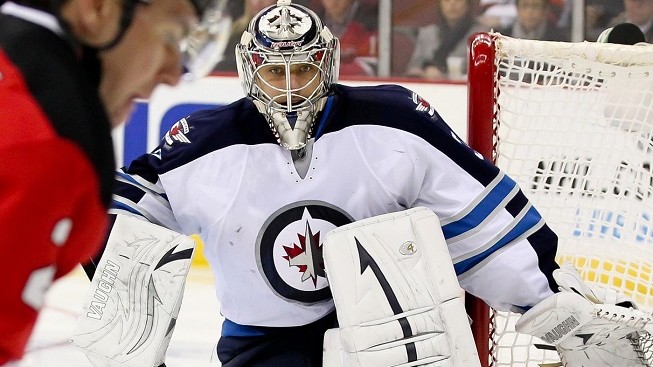 Brankář Pavelec vychytal v NHL výhru nad Philadelphií