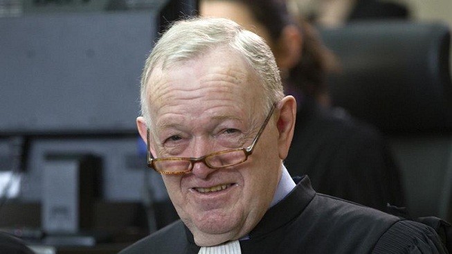 Ve Francii vyplavila voda tělo jednoho z nejznámějších právníků